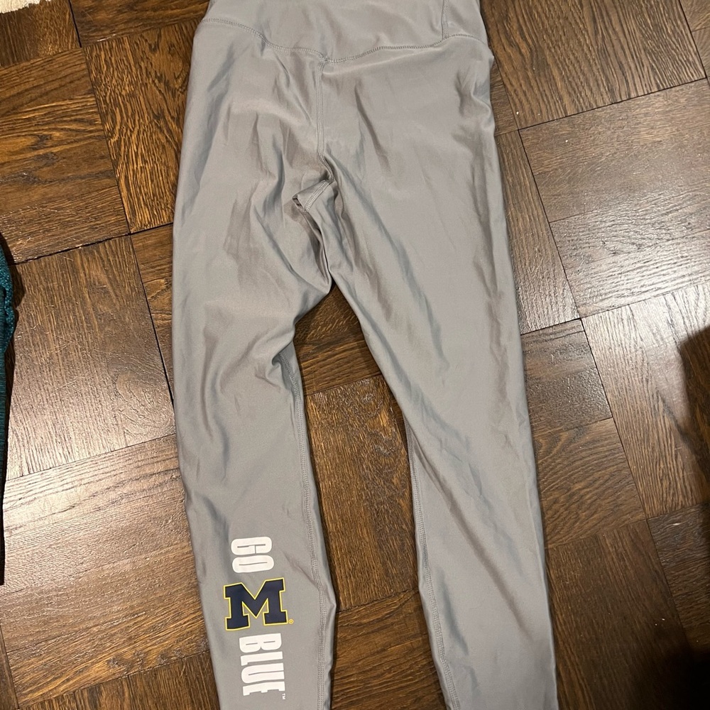 University of Michigan Nike Leggings